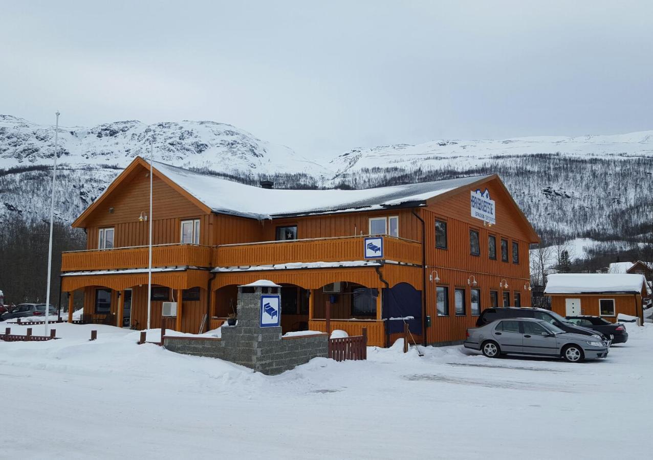 Henriksen Gjestestue Sørkjosen Extérieur photo